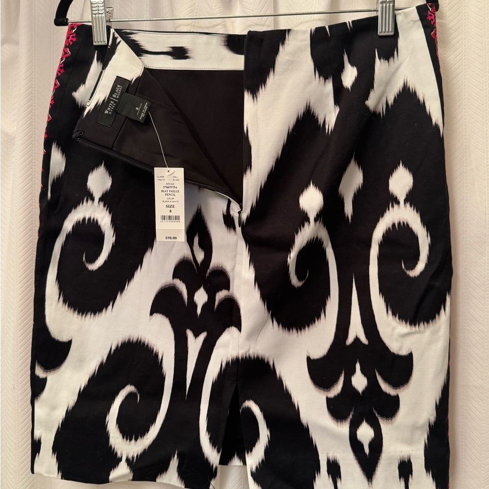 White House Black Market Black and White Pencil Skirt